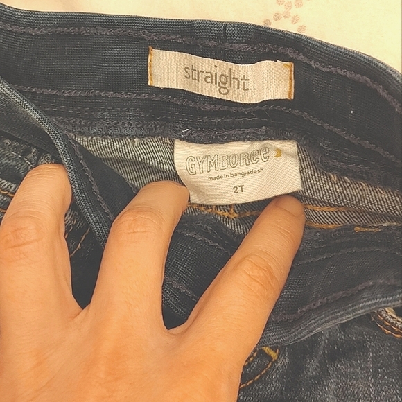 2/$35 Baby/Toddler Sweaters (18-24mths) Toddler Jeans (2T) - Picture 8 of 8